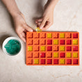 Load image into Gallery viewer, Ongrok Scored Gummy Molds