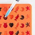 Load image into Gallery viewer, Ongrok Silicone Gummy Molds with Droppers