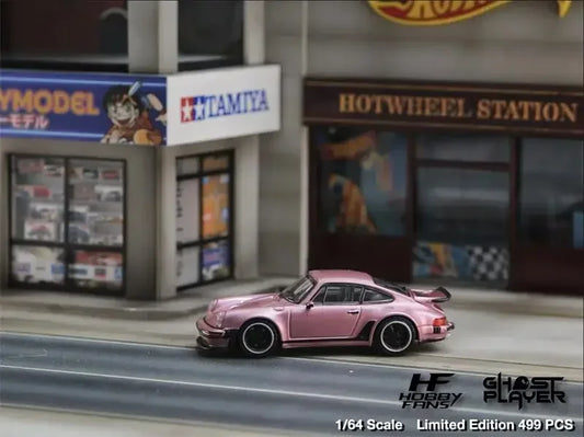 Hobby Fans x Ghost Player 1:64 Singer 930 Turbo Study – Pink Limited Edition
