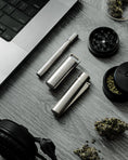 Laad de afbeelding in de Gallery-viewer, DART Pro One Hitter Titanium