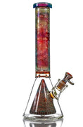 Laad de afbeelding in de Gallery-viewer, MK Glass Electroplated Engraved Pyramid Art Beaker