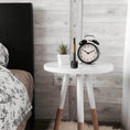 Laad de afbeelding in de Gallery-viewer, VESSEL BASE Charging Stand