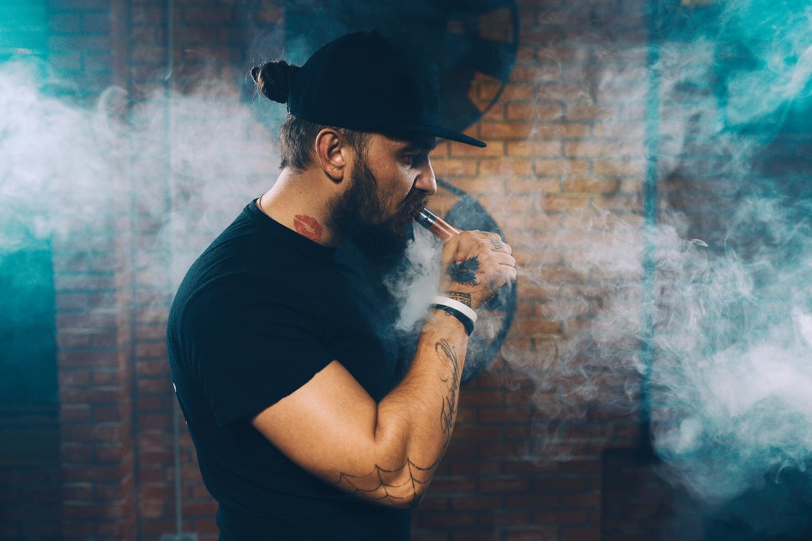 Vaporizers 101: A Beginner's Guide to Vaping Herbs and Concentrates